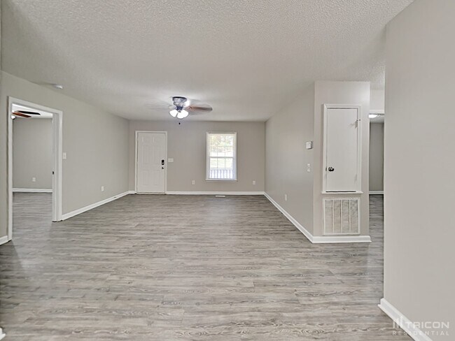 Building Photo - 5008 Lacewood Court Concord NC