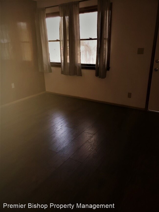 Building Photo - 1 br, 1 bath House - 422 N Jackson