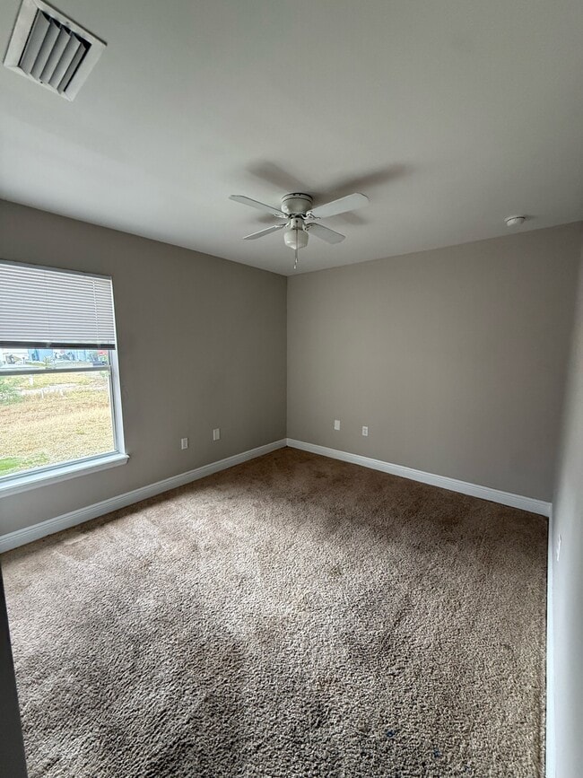 Foto del edificio - 3417 1st St SW