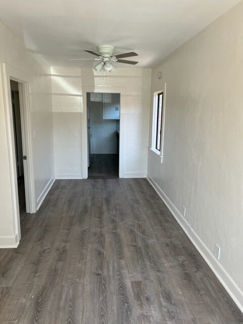 Dining - 3971 Louisiana St