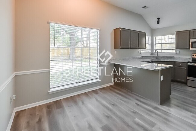 Building Photo - 7202 Peppermill Ln