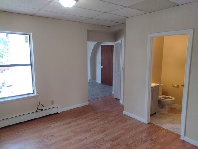 Foto del edificio - 1856 Park St