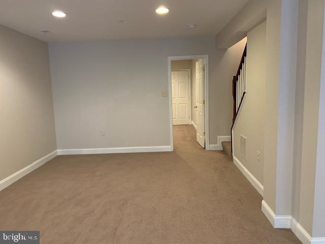 Foto del edificio - 625 Strandhill Ct