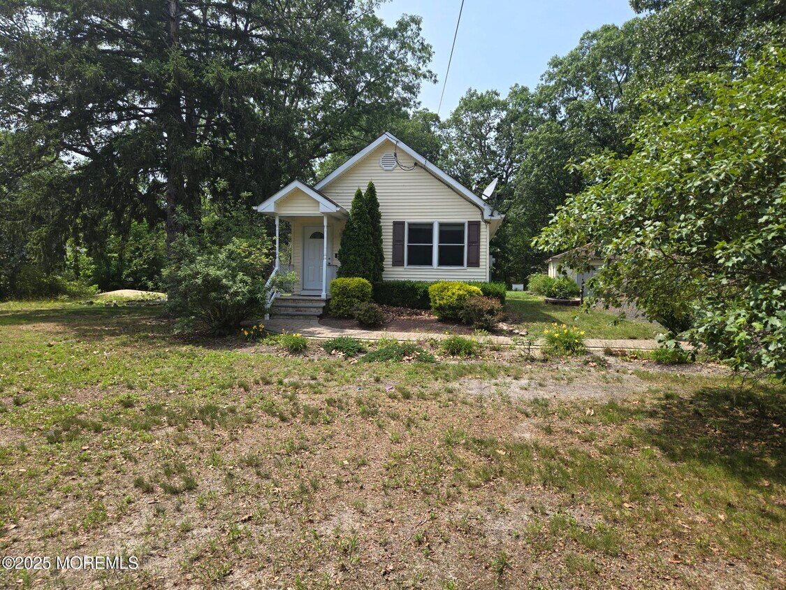 Primary Photo - 130 Jackson Mills Rd