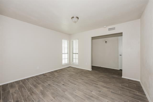 Building Photo - 7800 Acapulco Rd