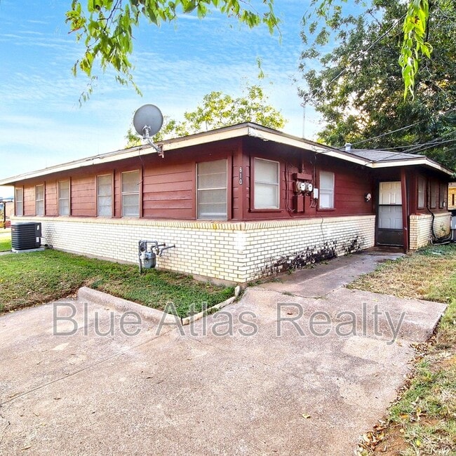 Photo - 610 S Mary St House