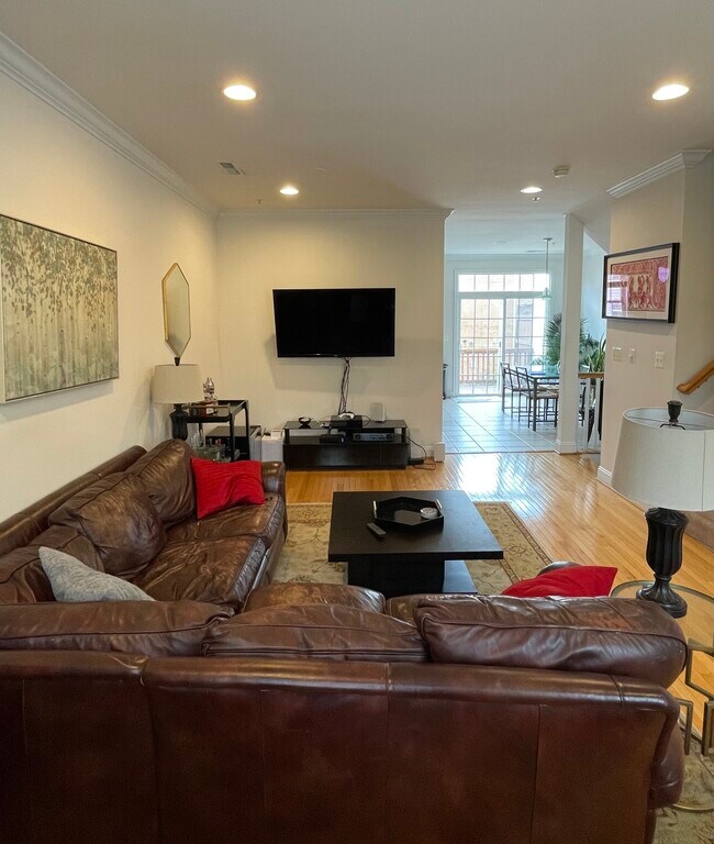 Living Room - 803 McHenry St