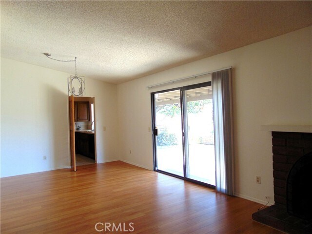 Foto del edificio - 880 Kimberly Ct