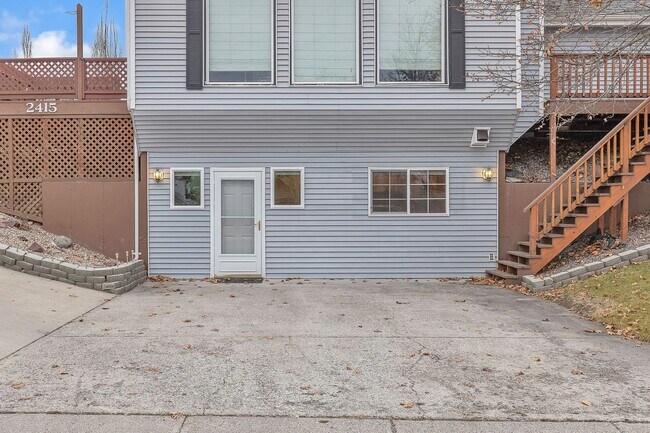 Foto del edificio - $1,150/month |Fully Remodeled Ground Floor...