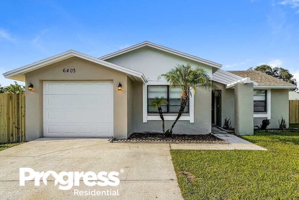 Foto principal - 6403 Reef Cir
