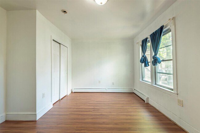 Foto del edificio - 90-13 181st St