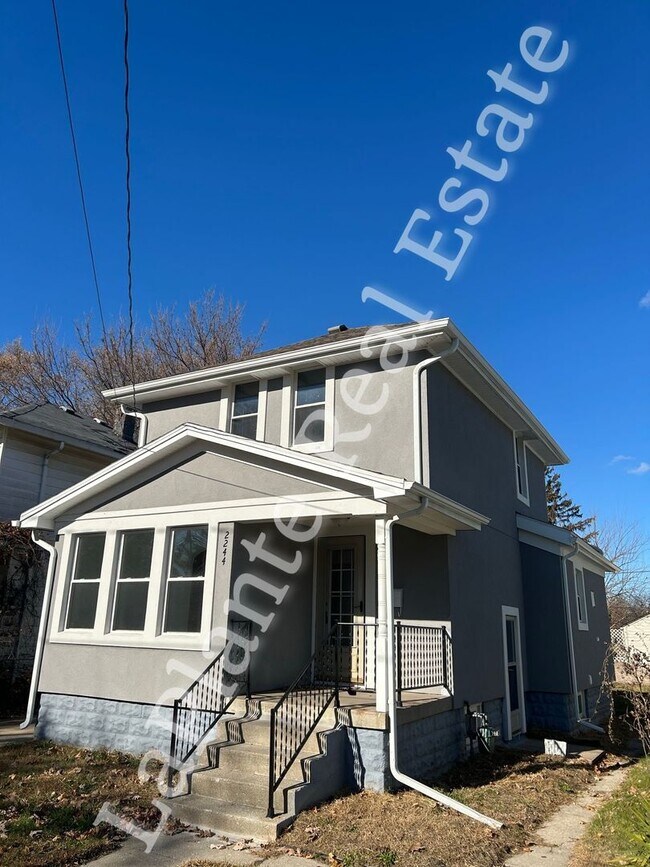 Foto del edificio - Charming 3-Bedroom Home with Fresh Updates in South Toledo