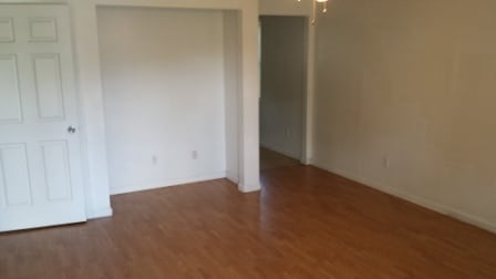 Building Photo - 2445 Hoitt Ave