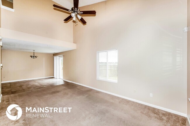 Foto del edificio - 2525 Grand Fir Dr