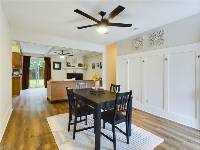 Foto del edificio - 3BD/2BA Ranch in Quiet Cul-de-sac Attached Garage!  Fully Fenced Large Backyard!