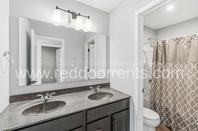 Foto del edificio - 7941 Nicoson Ln