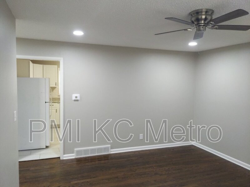 Foto principal - 145 S Oxford Ave
