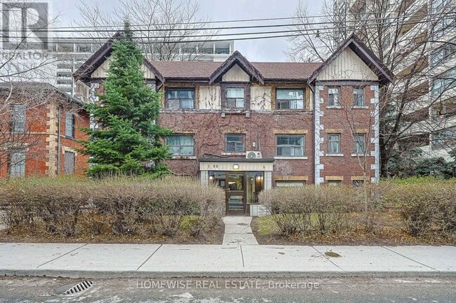 Building Photo - 33 Maitland St