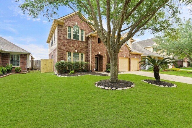 Building Photo - 4030 Chestnut Bend