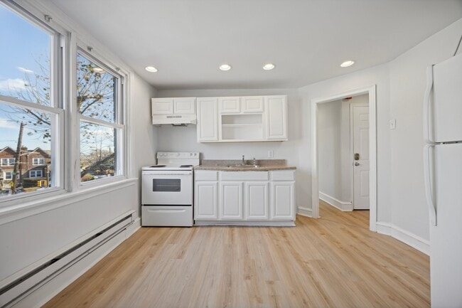 Photo - 1873 E Tulpehocken St Apartment