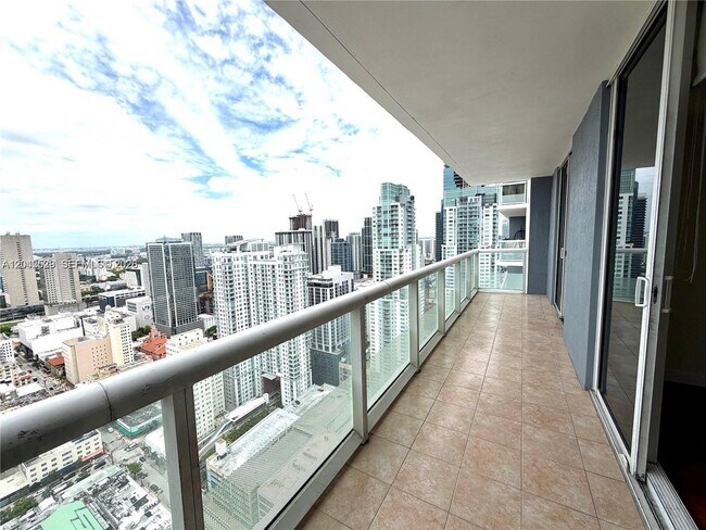 Foto del edificio - 50 Biscayne Blvd
