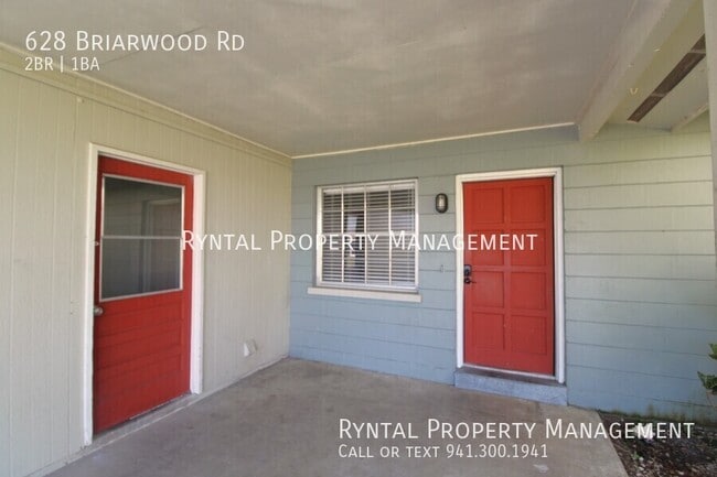 Foto del edificio - 628 Briarwood Rd