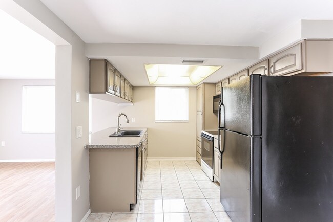 Building Photo - 11732 Enterprise Dr