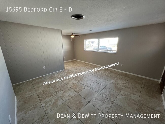 Building Photo - 15695 Bedford Cir E