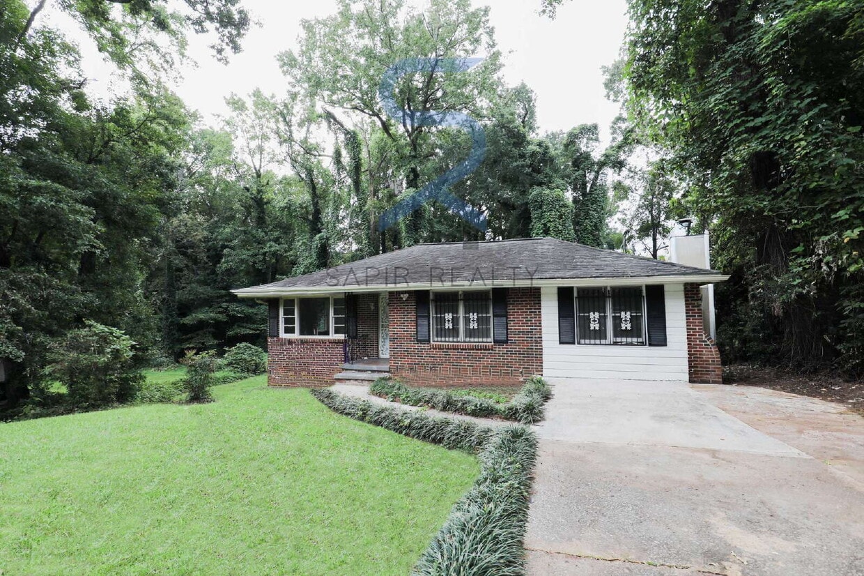 Photo - Charming 2-Bedroom Home with Spacious Living at 4259 Lamar St, Decatur – 1240 Sq Ft of Comfort!