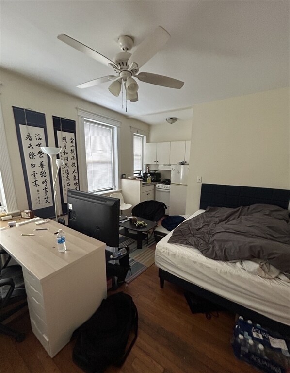 Building Photo - 39 Hemenway St