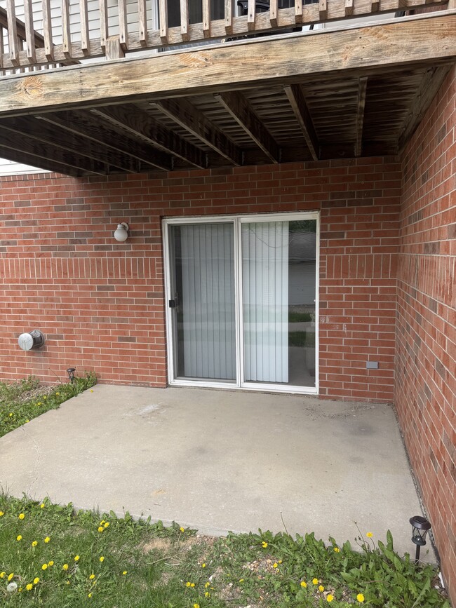 Foto del edificio - 137 S Scott Blvd
