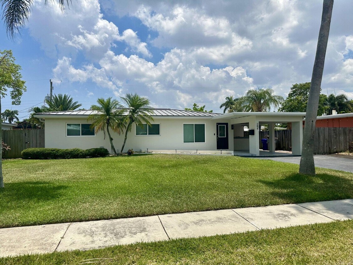 Primary Photo - 284 SW 11th St