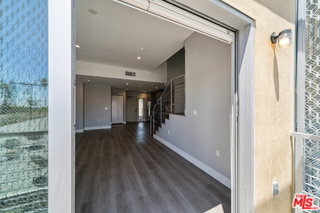 Building Photo - 1223 Hayworth Ave