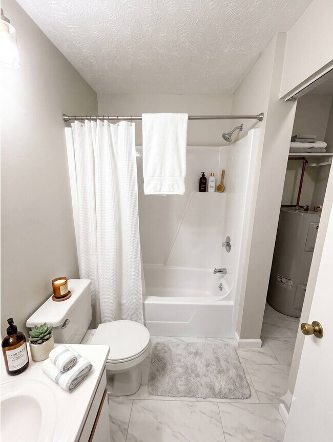 Foto del edificio - Arrowhead Village Apartments
