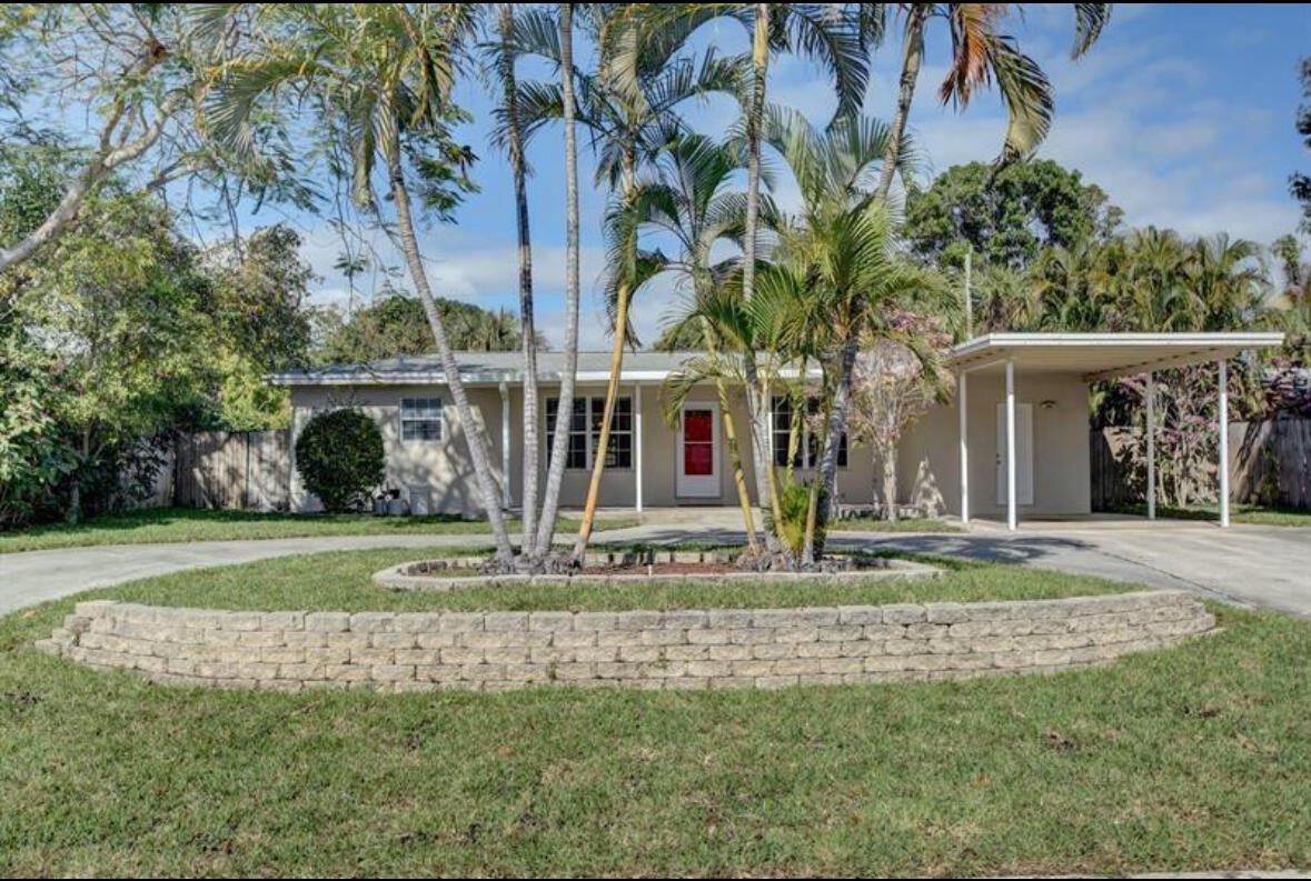 Foto principal - 455 NE 36th St