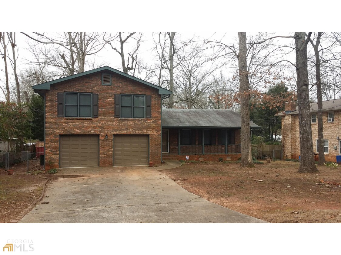 Primary Photo - 1160 Denison Dr