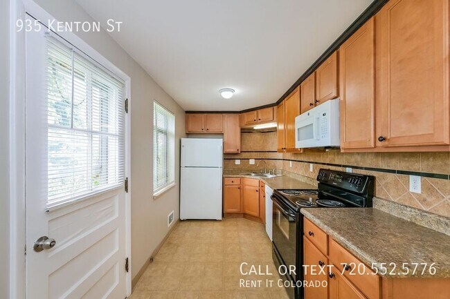 Foto del edificio - 935 Kenton St