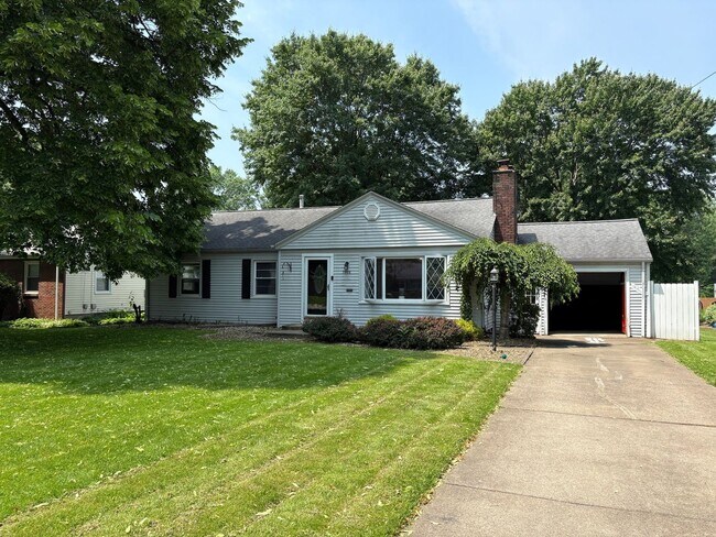 Building Photo - Charming 3BR House in Boardman