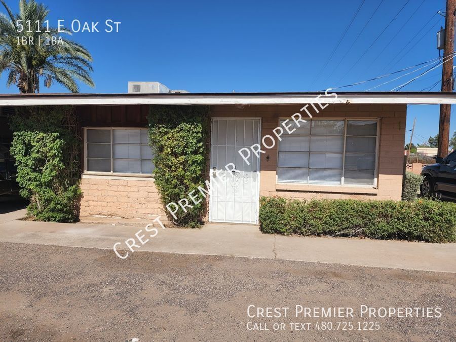 Primary Photo - 5111 Oak St