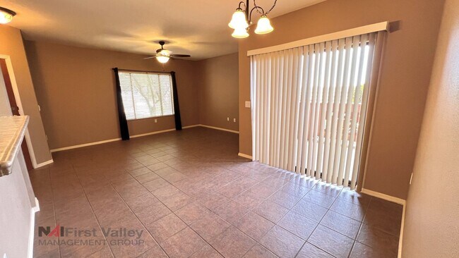 Building Photo - 1 Bedroom, 1 Bath