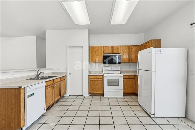 Building Photo - 5706 E Forge Cir