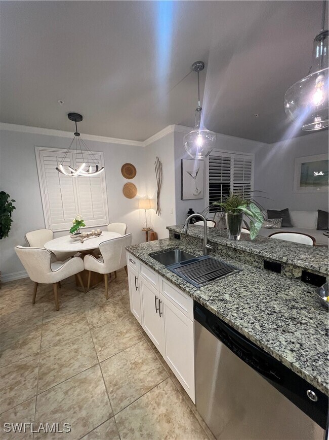 Foto del edificio - 9081 Albion Ln S