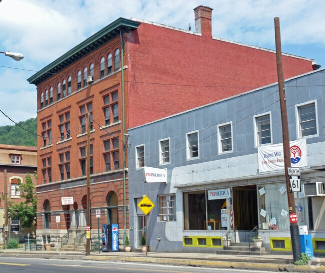 413 E Sunbury St, Shamokin, PA 17872 Apartments Shamokin, PA