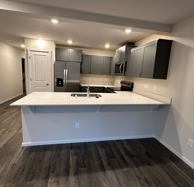 Building Photo - Beautiful NEW CONSTRUCTION 3 Bedroom, 3 Ba...