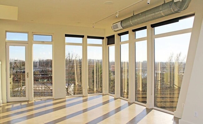 Foto del edificio - 4644 S Kelly Ave