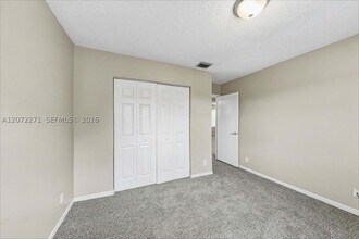Building Photo - 7697 Springfield Lake Dr