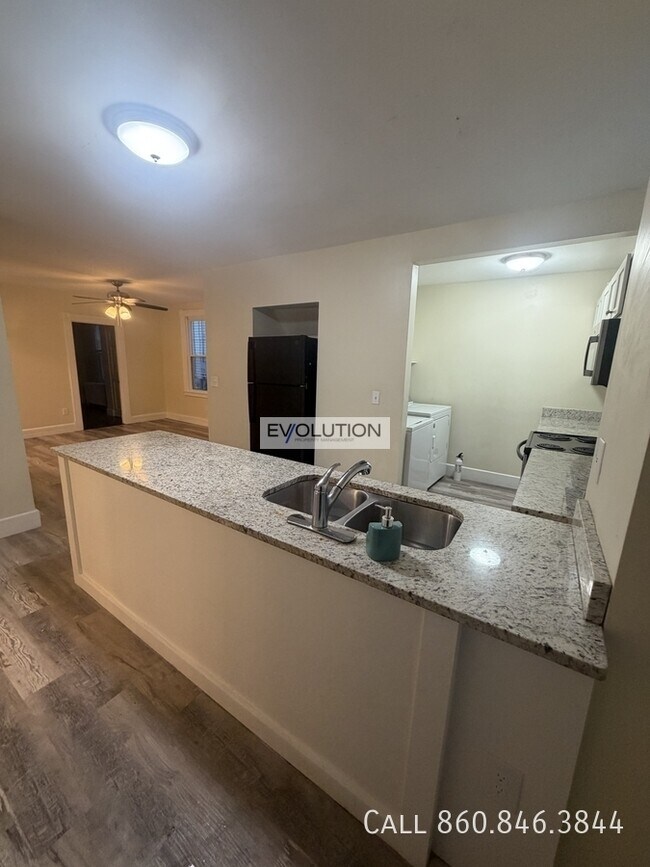 Foto del edificio - 564 High St