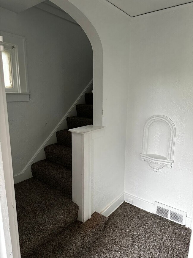 Foto del edificio - $1250 - Large 3 bedroom Home in Detroit