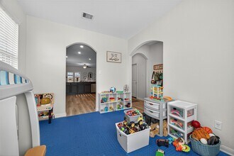 Building Photo - 10811 Anthonomus Way