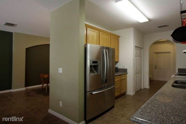 Building Photo - 3 br, 2.5 bath  - 825 Pipers Cay Dr